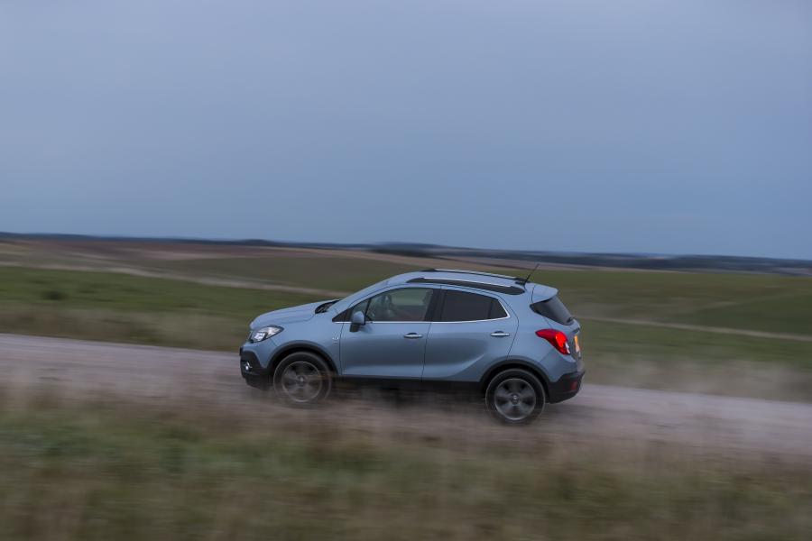  Vauxhall Mokka 2012 года  (фото 121 из 365)